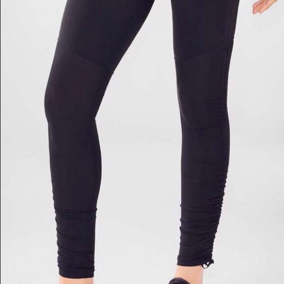 NEW Fabletics PureLuxe Leggings - Picture 1 of 7